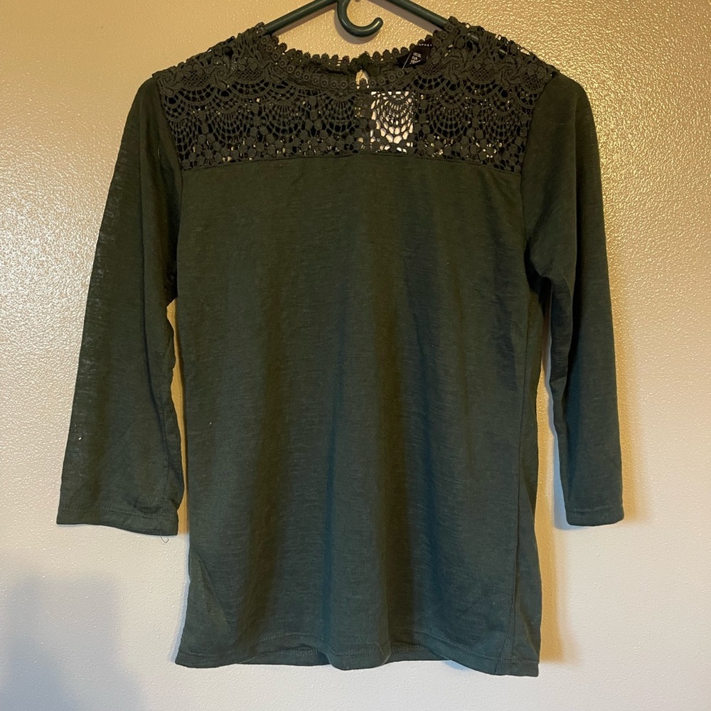 NWT Lace Trim Shirt